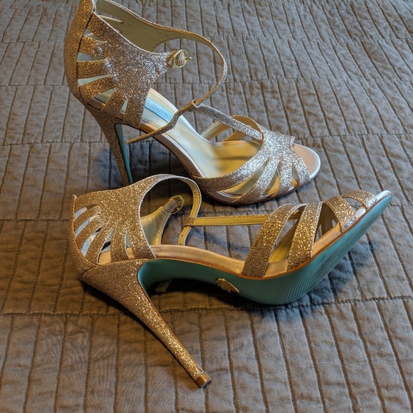 Betsey Johnson shoes - Picture 4 of 6